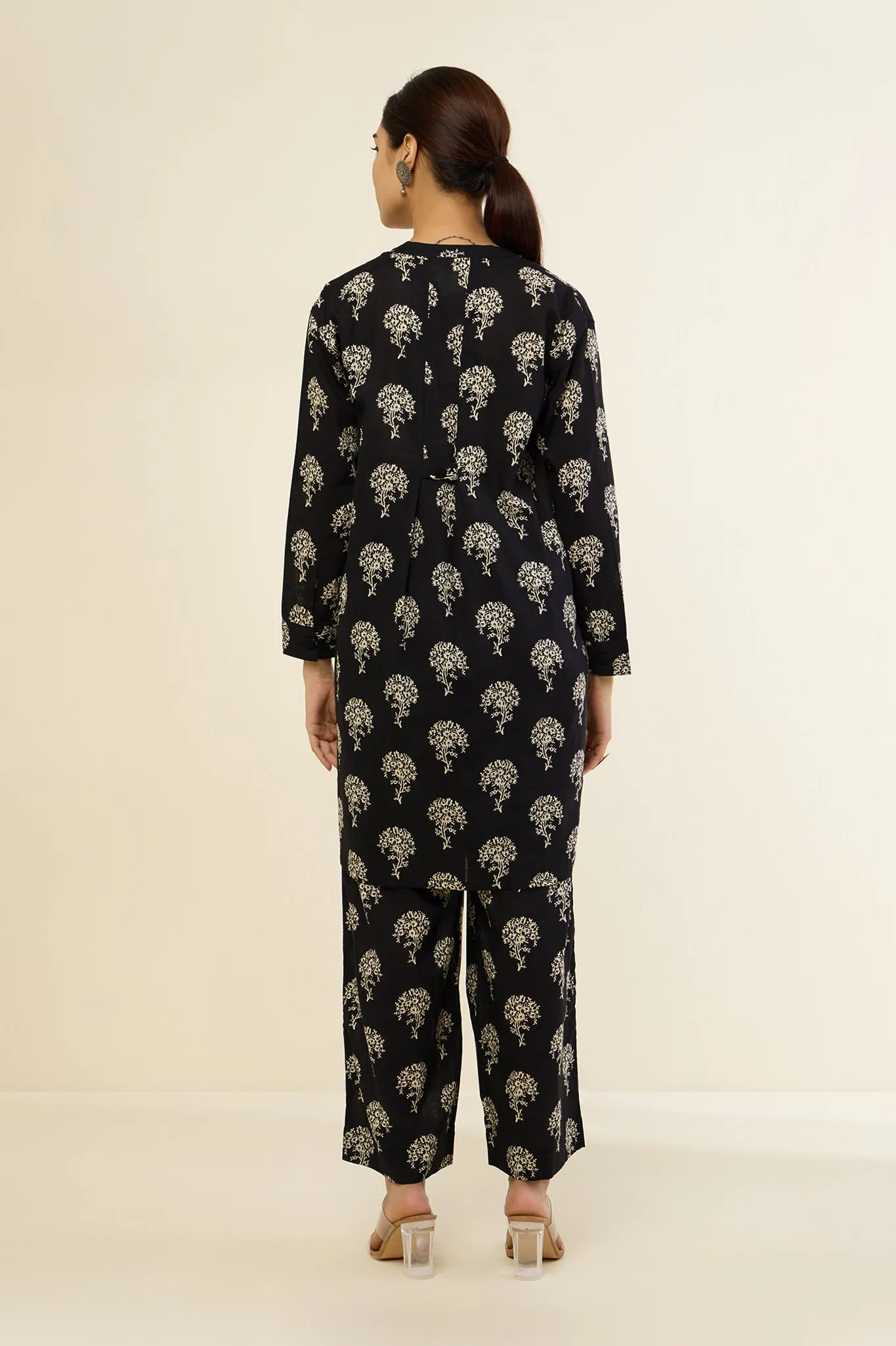 Ebony Tree Short Tunic with Sleeves