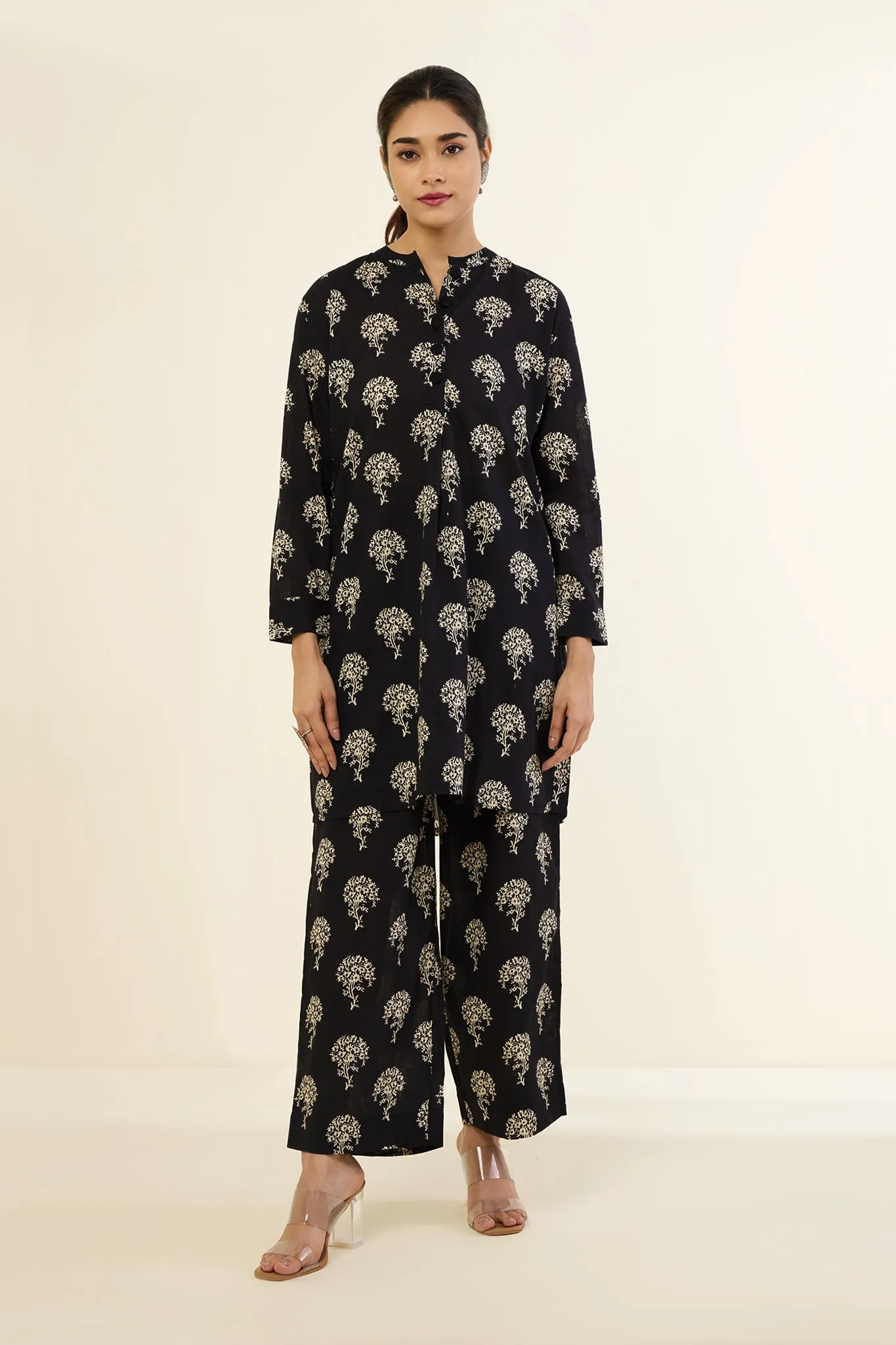 Ebony Tree Short Tunic with Sleeves