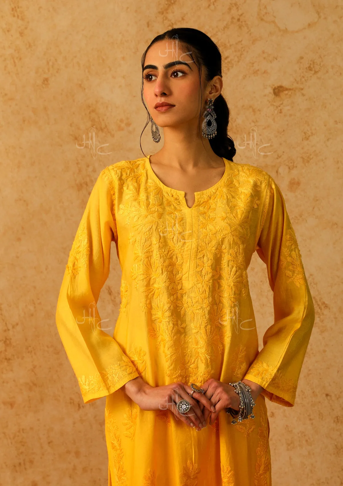 Chanderi Straight Kurta with Shab Chikankari Embroidery