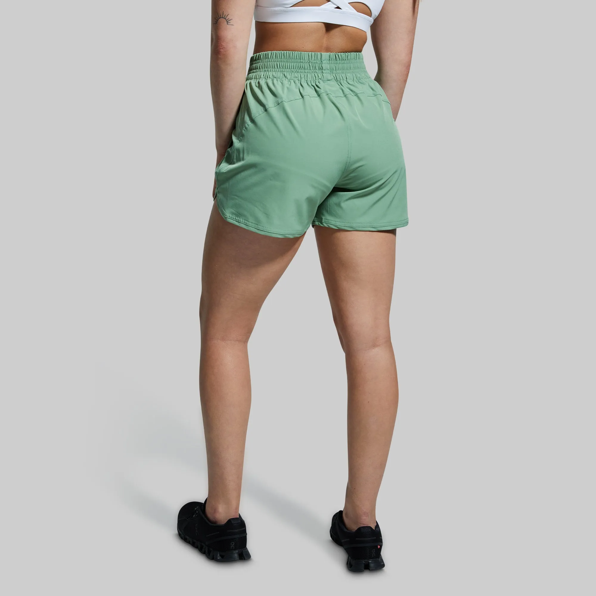 Swift Run Short (Mistletoe)
