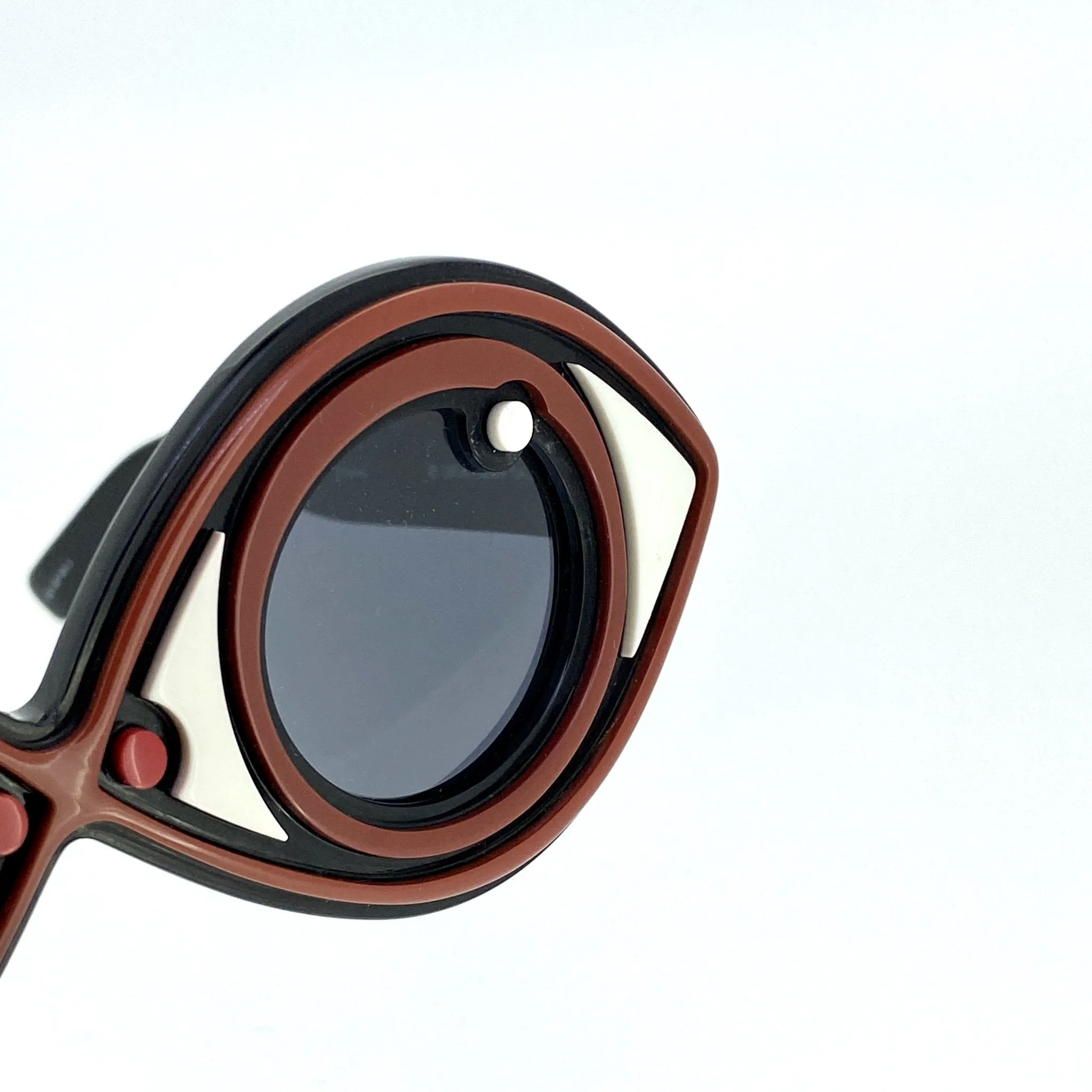 Yaz Bukey Ladies Sunglasses Eye Spy Brown and Grey YAZ2C3SUN